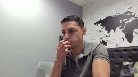 Frank online show from December 5, 7:55 pm