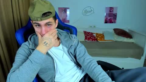 Frank online show from November 26, 5:05 am