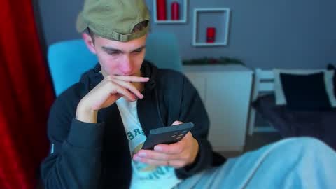 Frank online show from November 3, 4:46 am