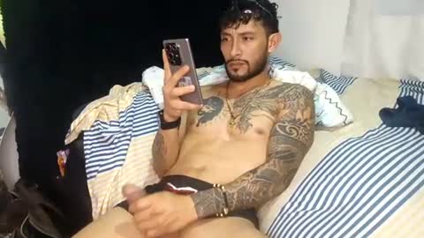 frankdanielsmolano online show from July 14, 2:05 am
