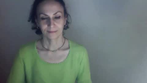 frankieteasing online show from November 29, 1:30 pm