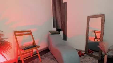 Fransheska online show from February 4, 11:58 am