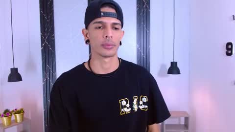 Franvill trato online show from September 29, 7:35 pm