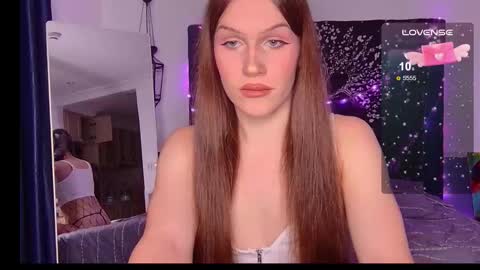 I am franzeva  online show from October 17, 6:17 am