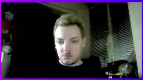 Snapshot of freak_azoid chatting on January 24, 2:07 am freak_azoid online show from January 24, 2:07 am