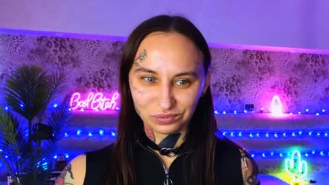 Freak online show from February 8, 11:01 am