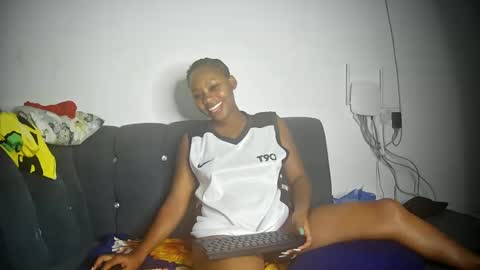 freakyLucy online show from January 23, 10:32 am