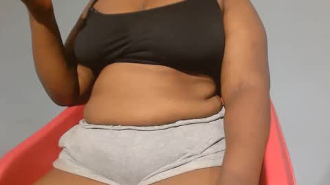 freaky slut5 online show from November 18, 5:54 am