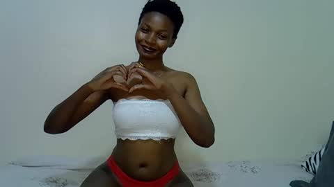 mia  online show from February 11, 10:24 pm