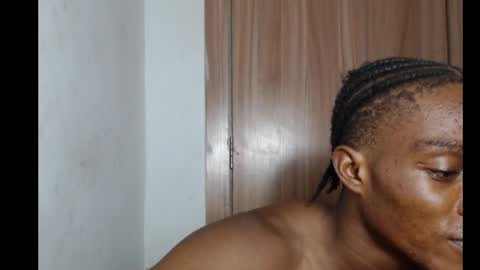 freakyslut30 online show from March 9, 10:19 pm