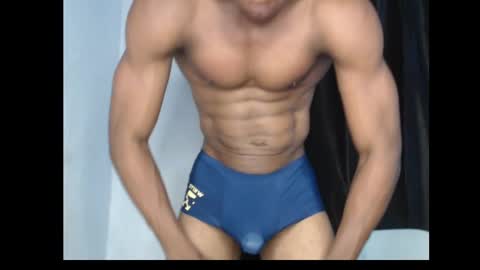 freakyslut30 online show from February 6, 12:11 am