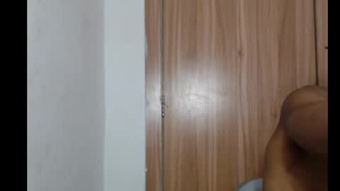 freakyslut30 online show from February 17, 7:23 pm