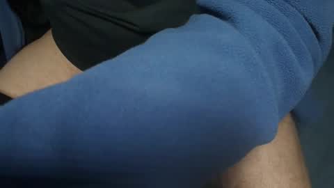 fredddy05 online show from October 22, 5:32 am