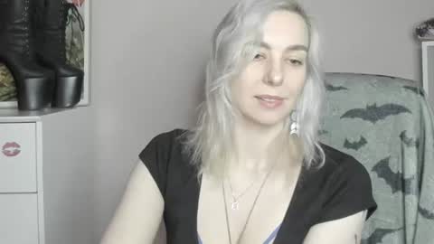 Anne online show from July 13, 6:39 am