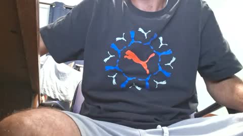 freeballz808611 online show from August 3, 10:27 pm