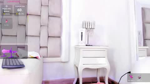 Frehia   online show from June 4, 2:34 pm