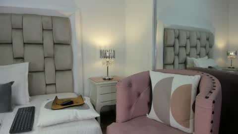 Frehia   online show from April 21, 11:28 am