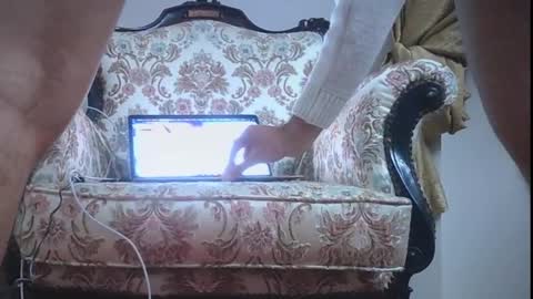 freshman  imonyou98 online show from December 15, 12:51 am