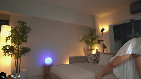 Snapshot of freya_ chatting on October 24, 9:32 am Freya online show from October 24, 9:32 am