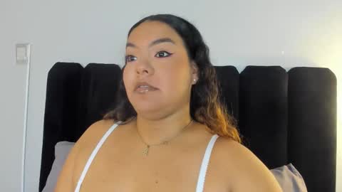 freya_blaze online show from March 19, 4:40 am