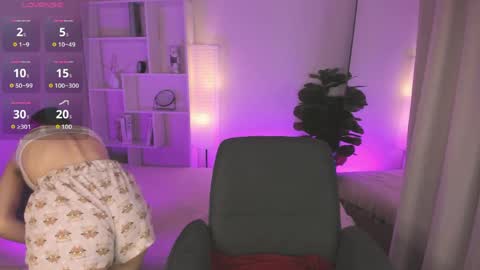 Laura online show from March 27, 6:41 am