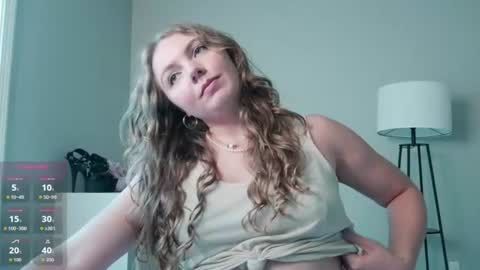 Freya online show from June 13, 10:20 pm