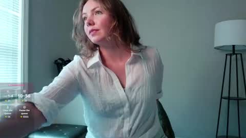 Freya online show from June 11, 9:46 pm