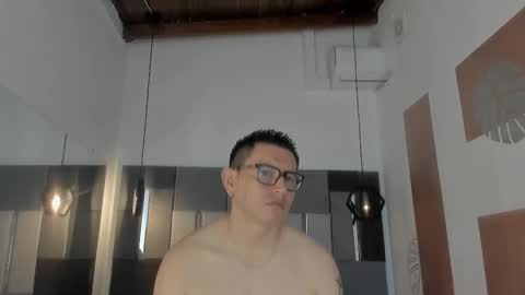  ALIS AND ALEX  online show from November 18, 12:30 pm