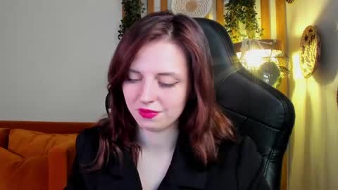 FreyaVeys online show from May 30, 6:45 am