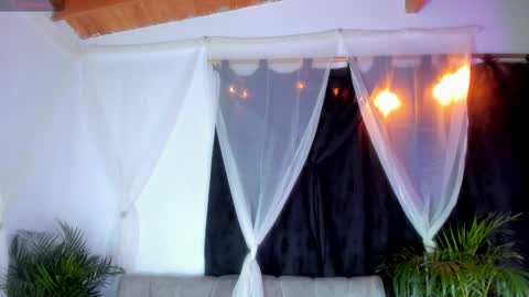 aura online show from October 16, 3:06 am