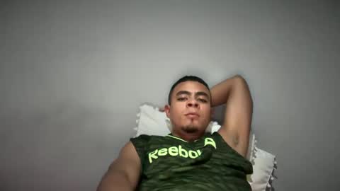 freyva_ online show from February 5, 5:41 am