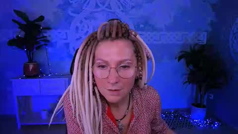 Frida Tander online show from March 22, 8:29 am