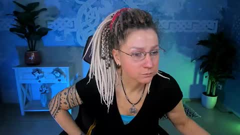 Frida Tander online show from January 7, 5:12 am