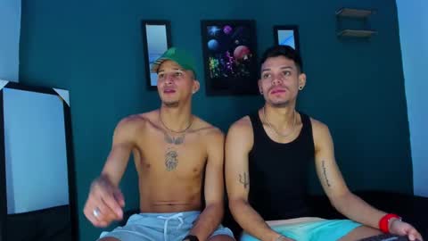 Adam y pitter online show from March 10, 1:10 pm