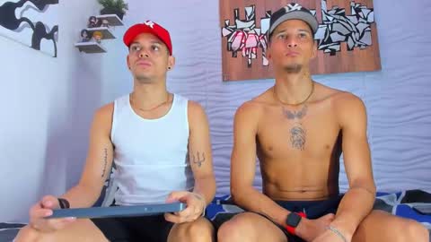 Adam y pitter online show from September 22, 2:43 pm