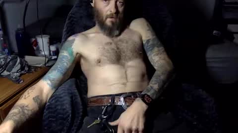 froski666 online show from December 17, 10:38 pm