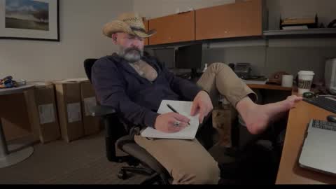 fuckadilf online show from March 7, 11:51 am