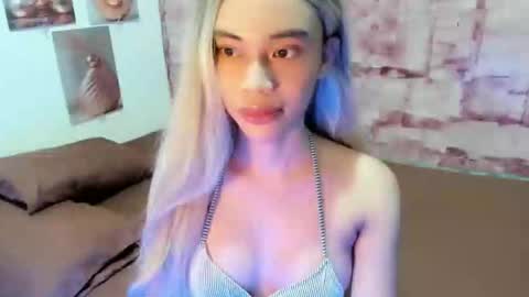 fuckingsexy143 online show from April 5, 2:58 pm