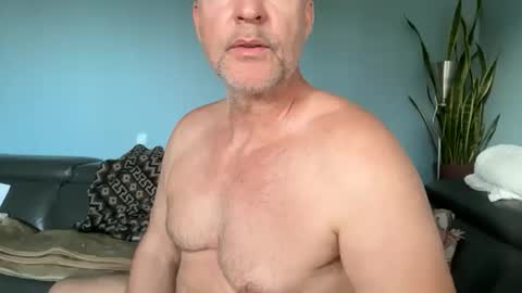 Gregorio online show from April 28, 1:47 am