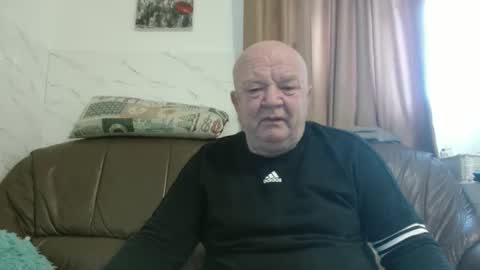 fullballs6 online show from January 15, 7:06 am