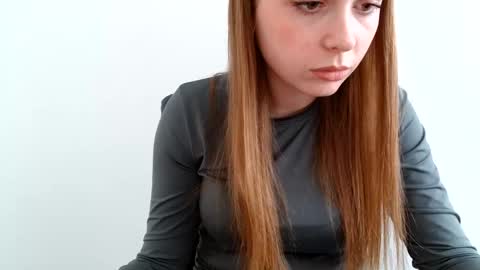 Emma online show from May 15, 9:39 am