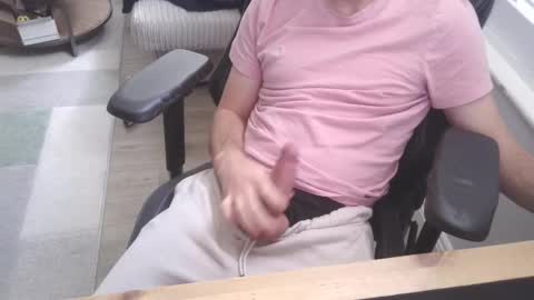 Snapshot of funkybits chatting on October 28, 11:00 am funkybits online show from October 28, 11:00 am