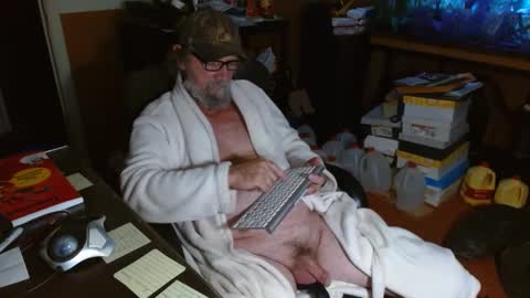 mike online show from December 5, 1:53 am