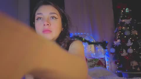 Tiffany online show from December 18, 2:07 am