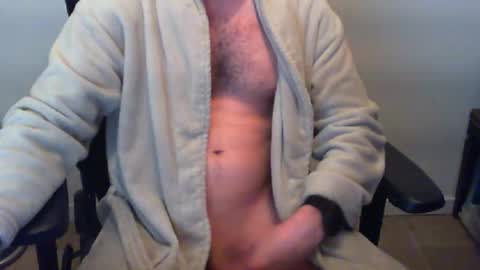 YWhiteNiceMan online show from May 20, 7:53 pm