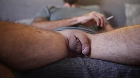 Snapshot of fvckinginfamouz chatting on October 18, 7:34 am The Chillest Daddy online show from October 18, 7:34 am