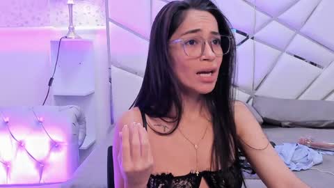 gabbieskinny online show from May 11, 11:28 am
