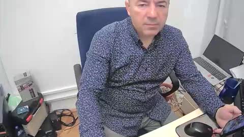 gabriel9_2003 online show from April 3, 9:49 am