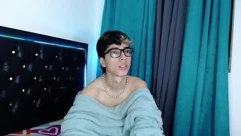 gabriel_x18 online show from March 4, 6:10 am