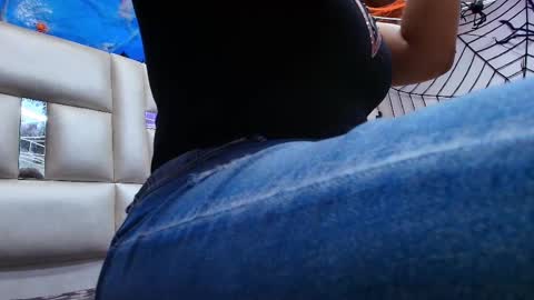 gabriela online show from October 27, 7:25 pm